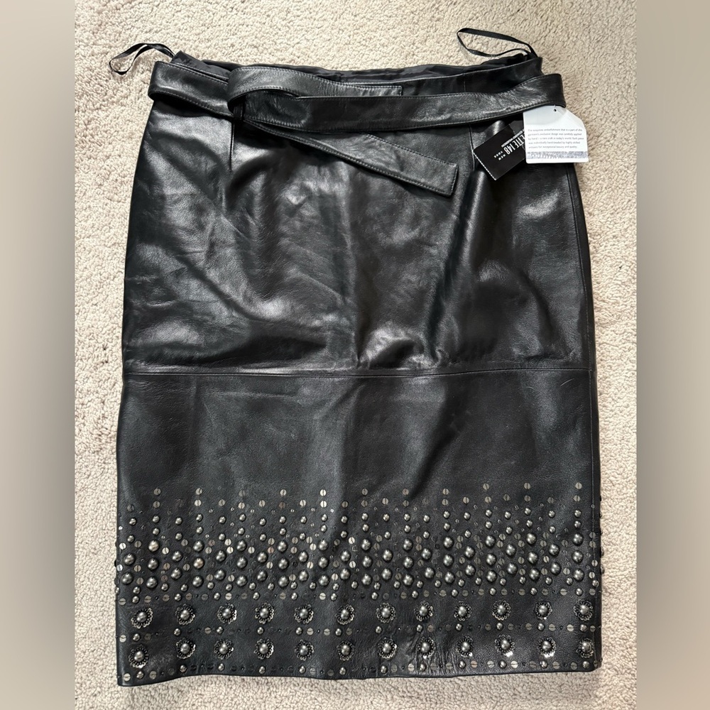Lafayette 148 New York Lambskin Leather Black Studded Pencil Skirt- New With Tag - Picture 1 of 8